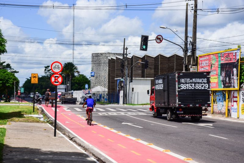 Inauguração da nova estrada do Icuí Guajará