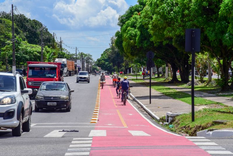 Inauguração da nova estrada do Icuí Guajará