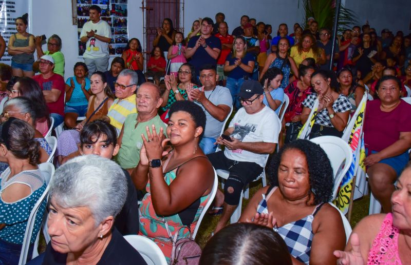 Entrega de Títulos de Propriedade na Comunidade Muralha no bairro Maguari