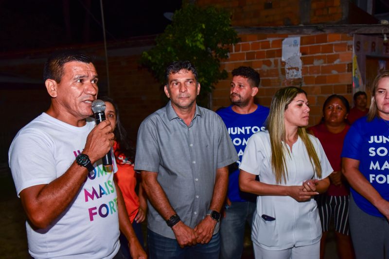 Inauguração asfáltica da rua Jardim Il no bairro Levilândia