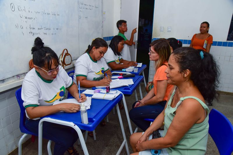 Corujão Da Saúde Na EMEF Cândida Santos de Souza no Distrito Industrial