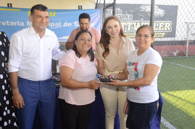 Entrega de Óculos para pacientes atendidos no Corujão da Saúde na comunidade do Aurá