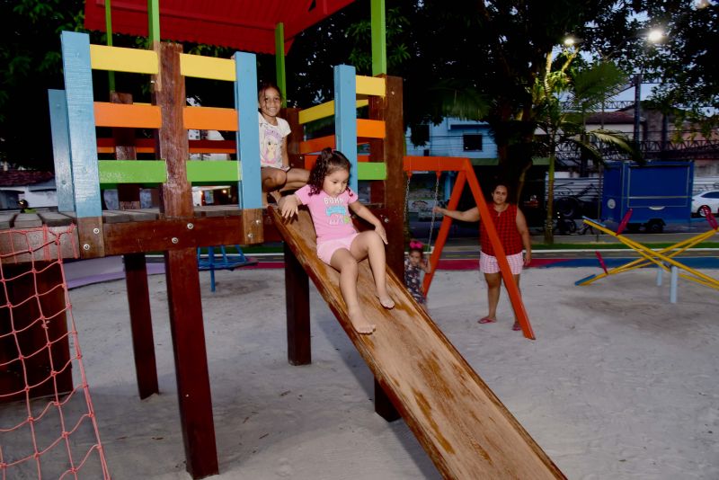 Inauguração da Praça Alessandro Melúl na Cidade Nova