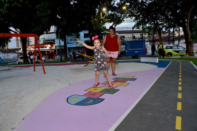 Inauguração da Praça Alessandro Melúl na Cidade Nova