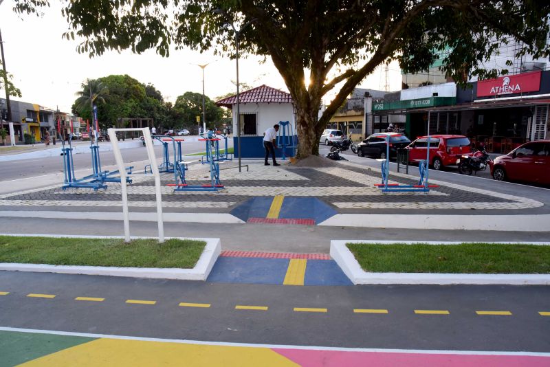 Inauguração da Praça Alessandro Melúl na Cidade Nova