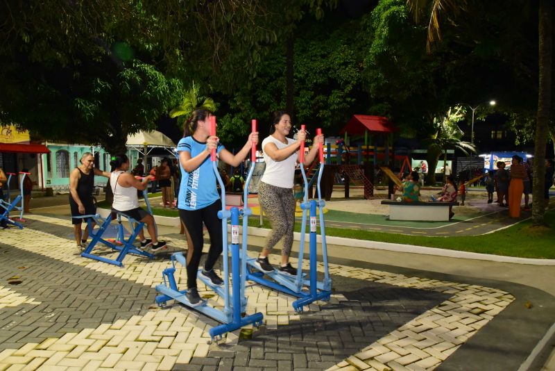 Inauguração da Praça Alessandro Melúl na Cidade Nova