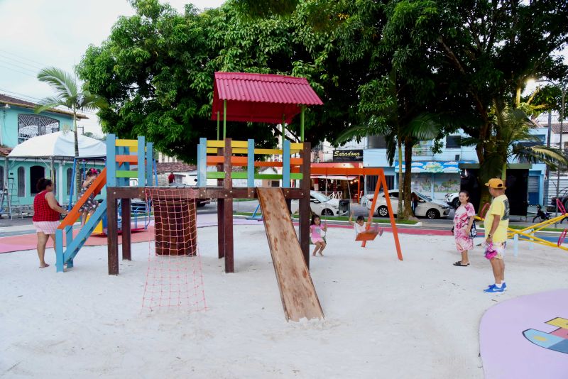 Inauguração da Praça Alessandro Melúl na Cidade Nova