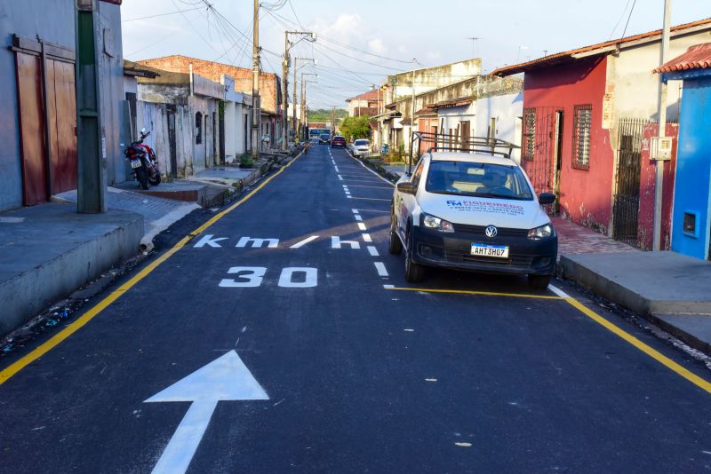 Inauguração de ruas pavimentadas nas We´s 55,56,57,58,60,61 E 62 no conjunto Guajará I