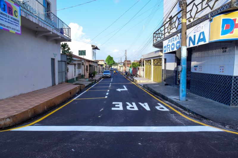 Inauguração de ruas pavimentadas nas We´s 55,56,57,58,60,61 E 62 no conjunto Guajará I