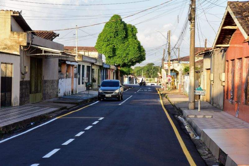 Inauguração de ruas pavimentadas nas We´s 55,56,57,58,60,61 E 62 no conjunto Guajará I