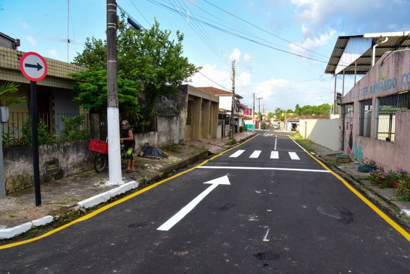 Inauguração de ruas pavimentadas nas We´s 55,56,57,58,60,61 E 62 no conjunto Guajará I