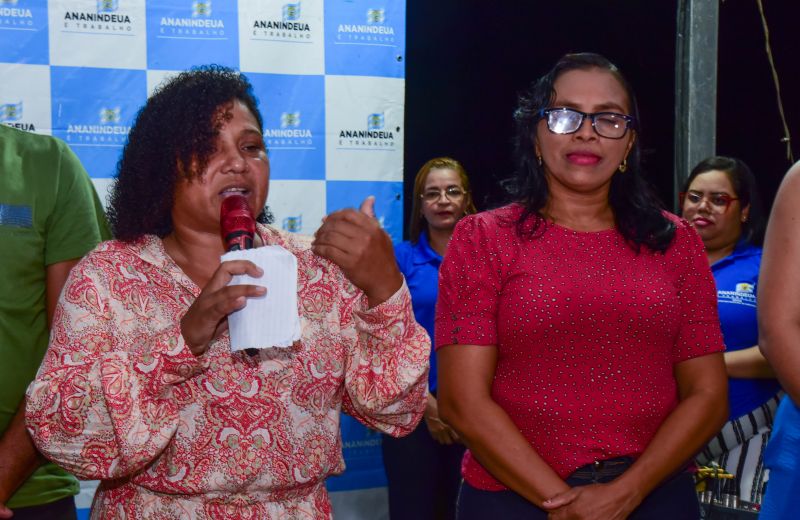 Entrega de Títulos de Propriedade na Comunidade Parque Vitória no Curuçambá