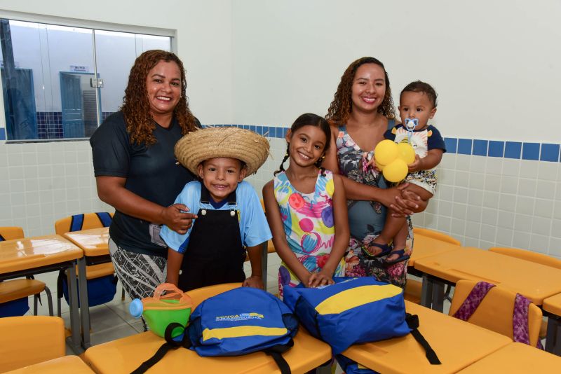 Inauguração da EMEF Maria Creuza Souza Na Av arterial 5a na Cidade Nova Vl