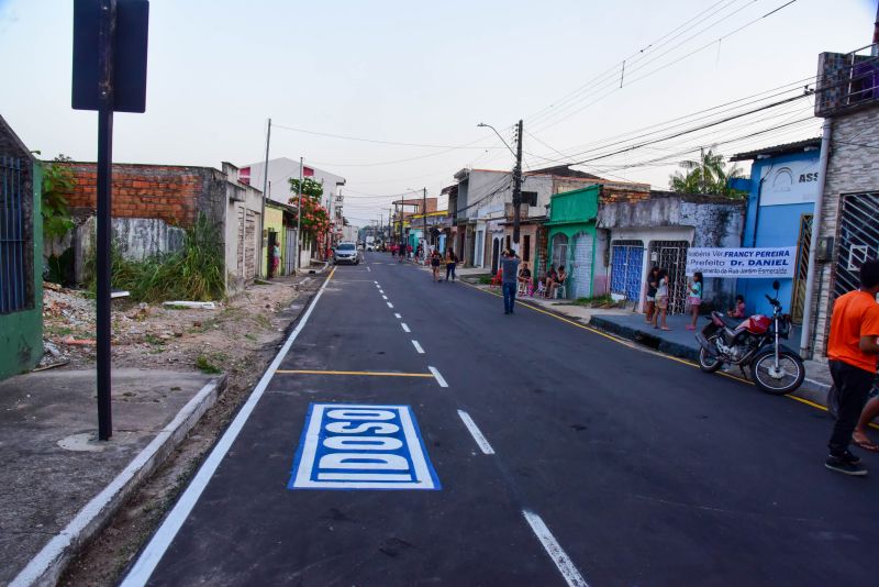 Inauguração Asfáltica da rua Jardim Esmeralda no bairro da Guanabara