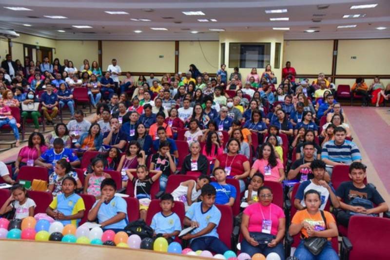 notícia: 11ª Conferência Municipal dos Direitos da Criança e do Adolescente reúne mais de 300 pessoas em Ananindeua