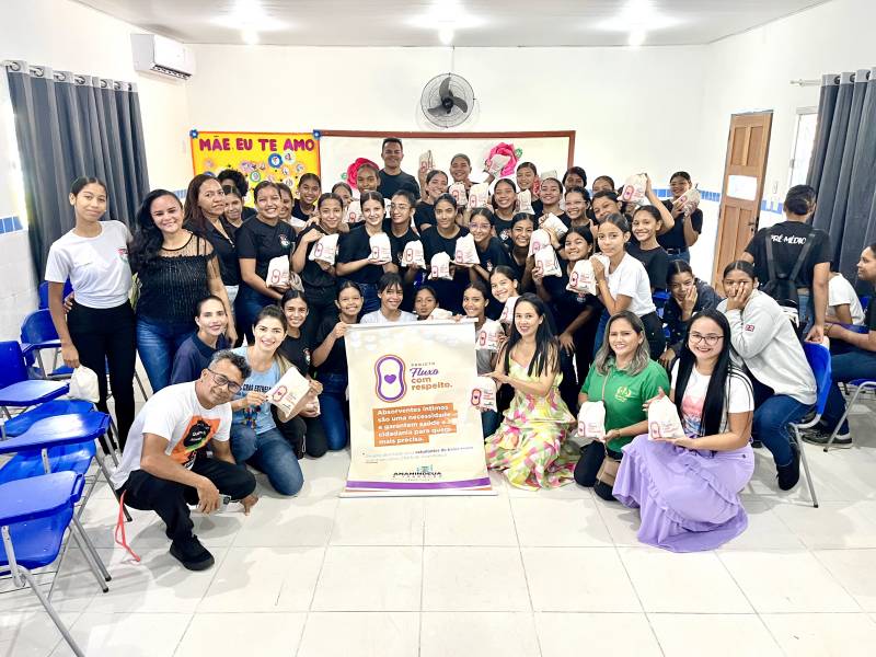 notícia: Alunas da escola municipal de Ananindeua participam de palestra sobre dignidade menstrual