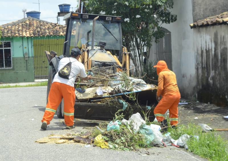 notícia: Mutirão de limpeza retira 18 toneladas de entulho na Cidade Nova 