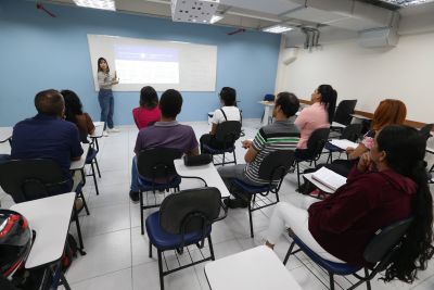 galeria: Escola de Governança Pública palestra sobre saúde mental, local faculdade Estácio