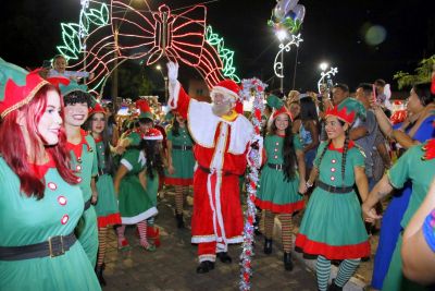 galeria: Parada Natalina no Bosque Marajoara no Júlia Seffer