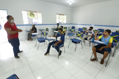 galeria: Volta as Aulas Escola Clovis Begot no bairro Águas Lindas