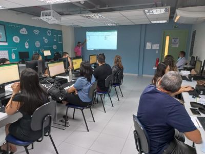 notícia: Escola de Governança Pública divulga programação de cursos no mês de Abril
