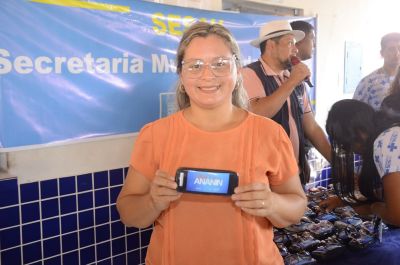 notícia: Prefeitura de Ananindeua entrega 64 óculos no Conjunto Jardim América.