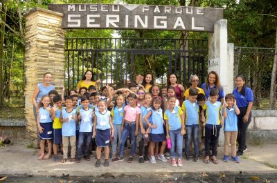 notícia: Crianças celebram o “Dia da Árvore” no Museu Parque Seringal