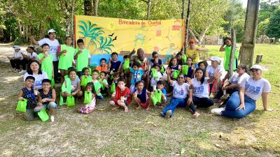 notícia: Projeto “Brincadeira de Quintal” mobiliza comunidade ribeirinha em Ananindeua