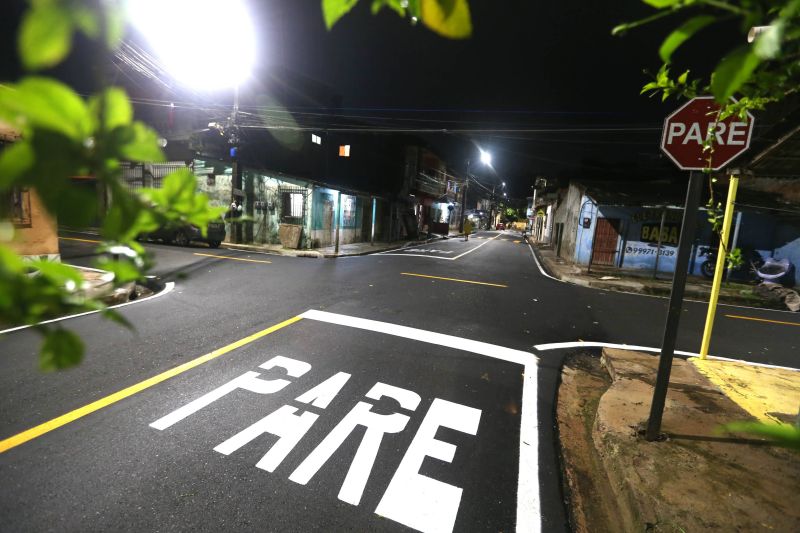 Entrega de ruas pavimentadas, sinalizadas e com nova rede de drenagem na Comunidade Terra Santa no bairro do Jaderlândia