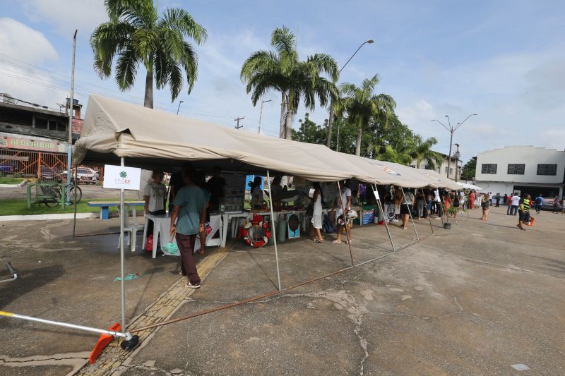 Primeira feira de Agricultura Familiar de Ananindeua na Praça Matriz