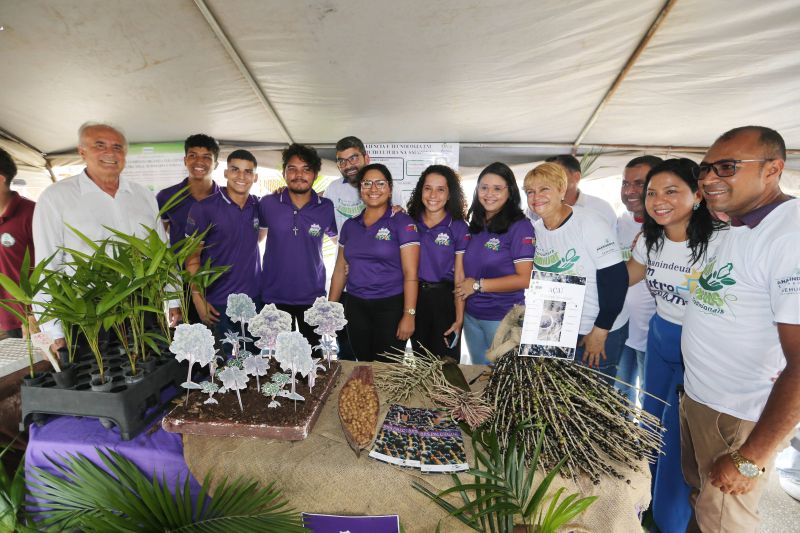 Primeira feira de Agricultura Familiar de Ananindeua na Praça Matriz