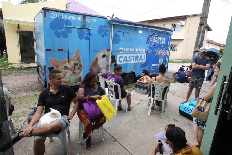 Castramóvel castração de animais no bairro de Águas Brancas