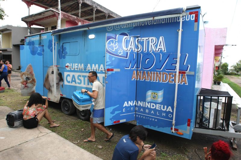 Castramóvel castração de animais no bairro de Águas Brancas