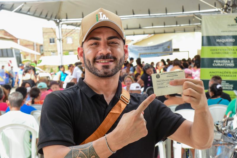 Programa Prefeitura em Movimento na feira do Francisquinho no bairro do Jaderlândia