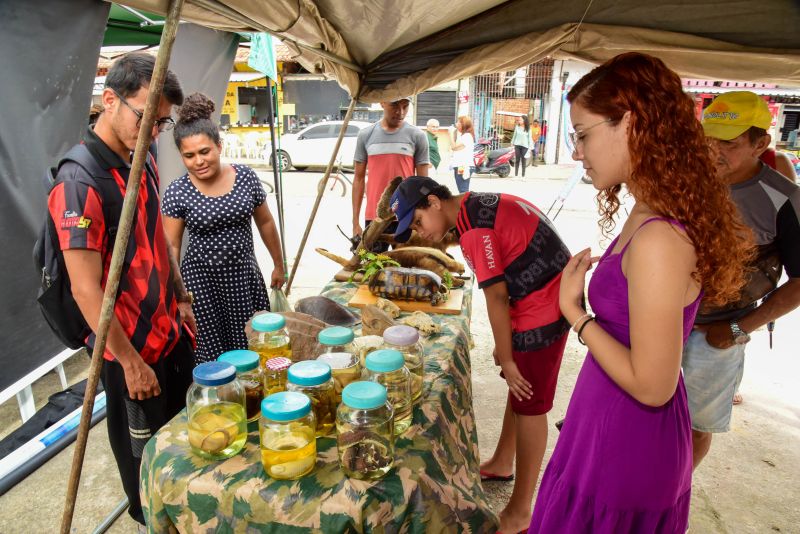 Programa Prefeitura em Movimento na feira do Francisquinho no bairro do Jaderlândia