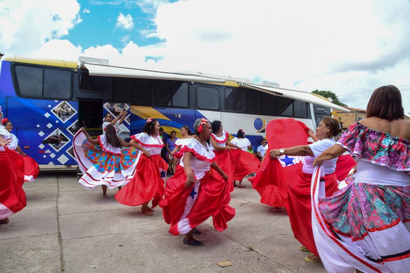 Programa Prefeitura em Movimento na feira do Francisquinho no bairro do Jaderlândia