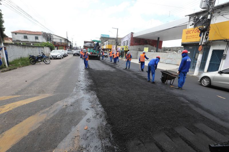 Pavimentação asfáltica da rua Providência na Cidade Nova VIII