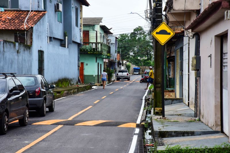 Inauguração de ruas pavimentadas na Cidade Nova Vlll no bairro Coqueiro