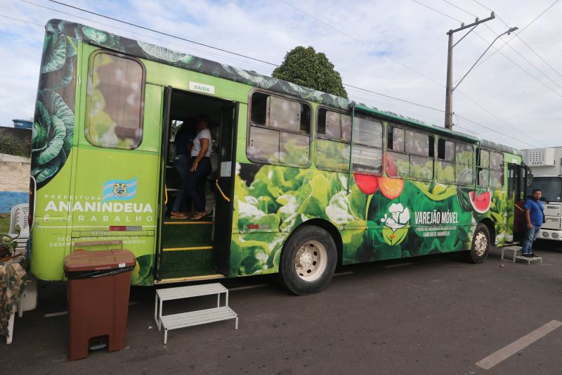 Serviços gratuitos do Programa Prefeitura em Movimento no Icuí Guajará