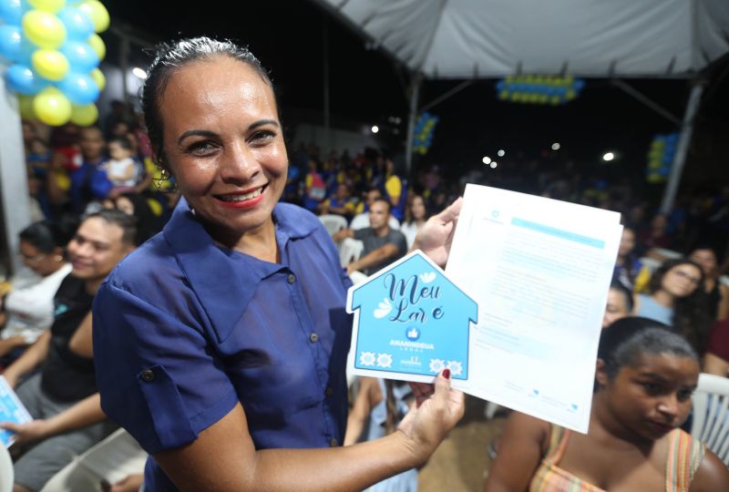 Entrega de Títulos de Terra na comunidade Sapucaia bairro do Coqueiro