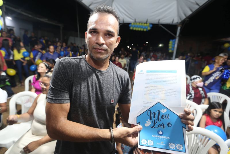 Entrega de Títulos de Terra na comunidade Sapucaia bairro do Coqueiro