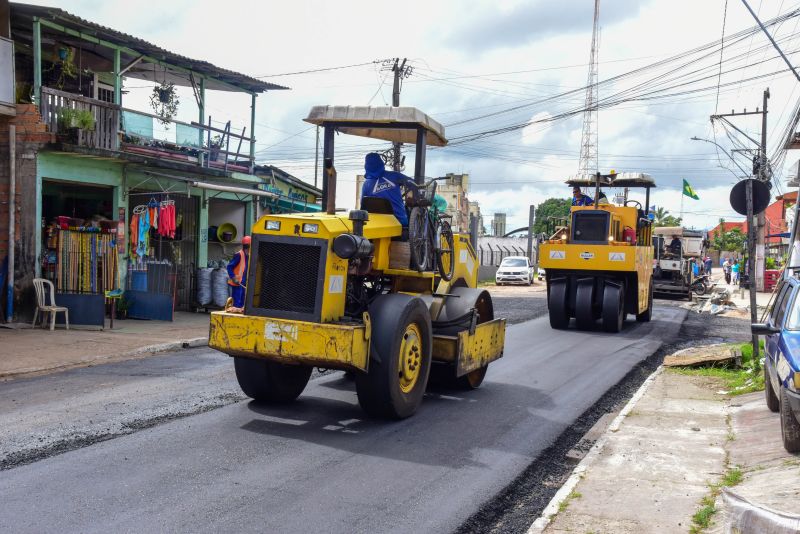 Recapeamento asfáltico na rua São Benedito, no bairro Jaderlândia