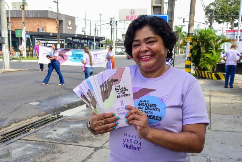 Blitz da Secretaria da Mulher na avenida 3 Corações com Mario Covas