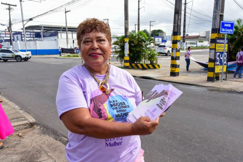 Blitz da Secretaria da Mulher na avenida 3 Corações com Mario Covas