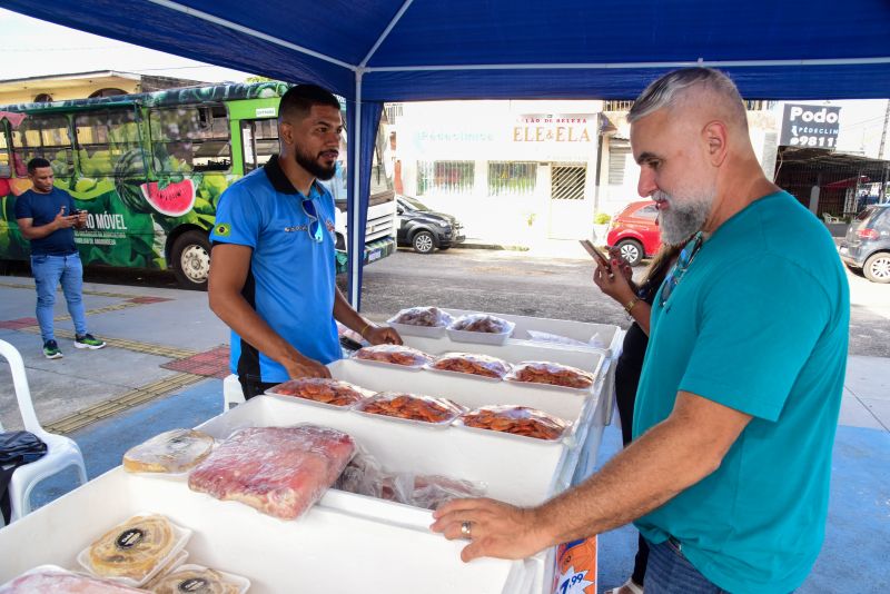 1ª Feira livre de rua Projeto O Bom da Feira vai á Rua no conjunto Aberlado Condurú no Coqueiro