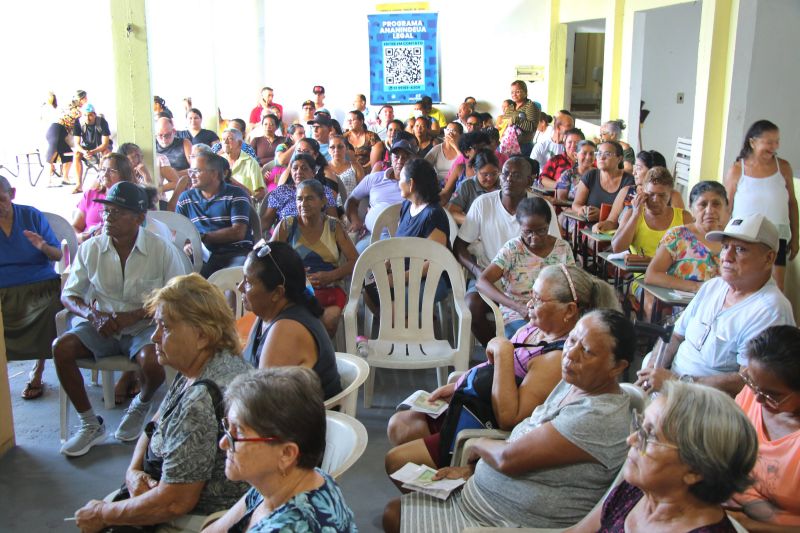 Entrega de Títulos de Propriedade na Comunidade Elo Perdido ll no bairro Distrito Industrial