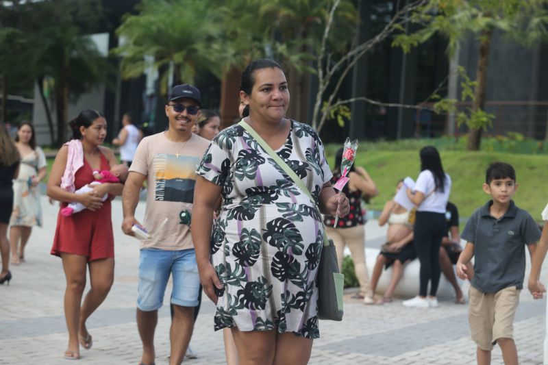 Entrega de kit de enxoval no Programa Mãe Ananin - Local Parque Cultural Vila Maguary