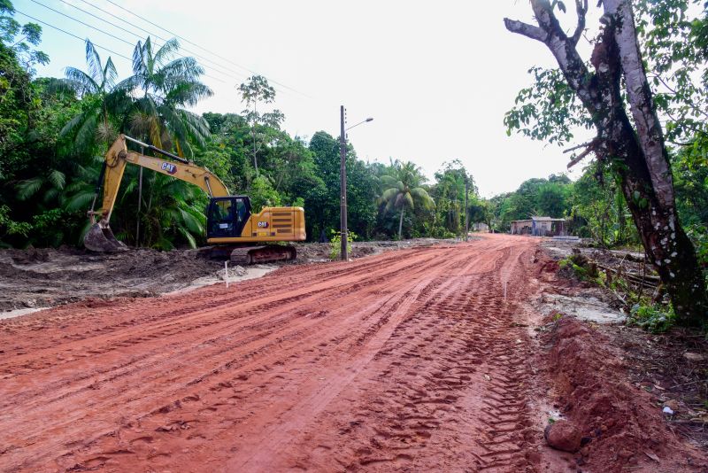 Assinatura de ordem de serviço para criação da nova estrada do Ariri no bairro 40 Horas