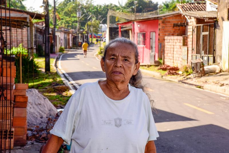 Etapa de entrega de Títulos de Propriedade de Terra na Comunidade Jardim Nova Vida no bairro 40 Horas