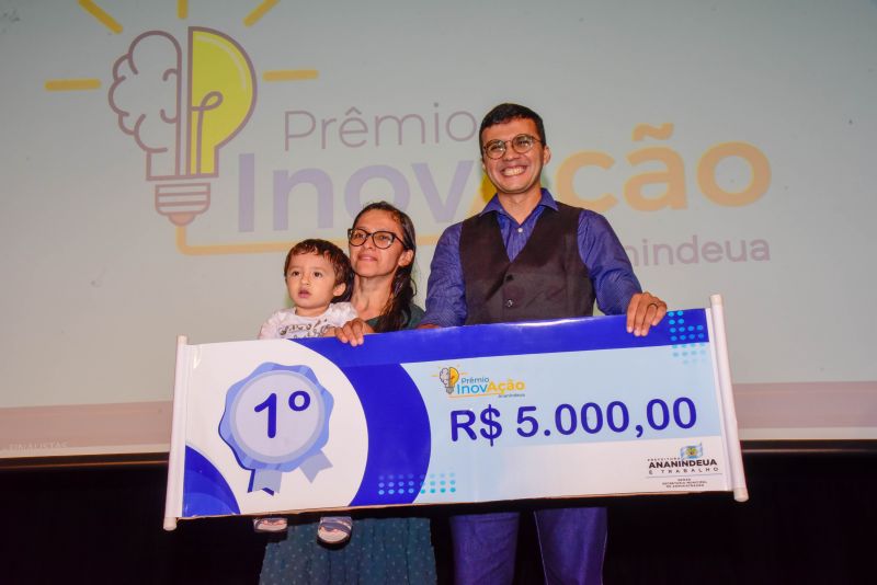 Entrega do Segundo Prêmio Inovação para Servidores Destaque local Teatro Municipal de Ananindeua